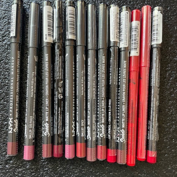 NWT! NYX matte lip liner bundle Set of 8‎ - Picture 1 of 1